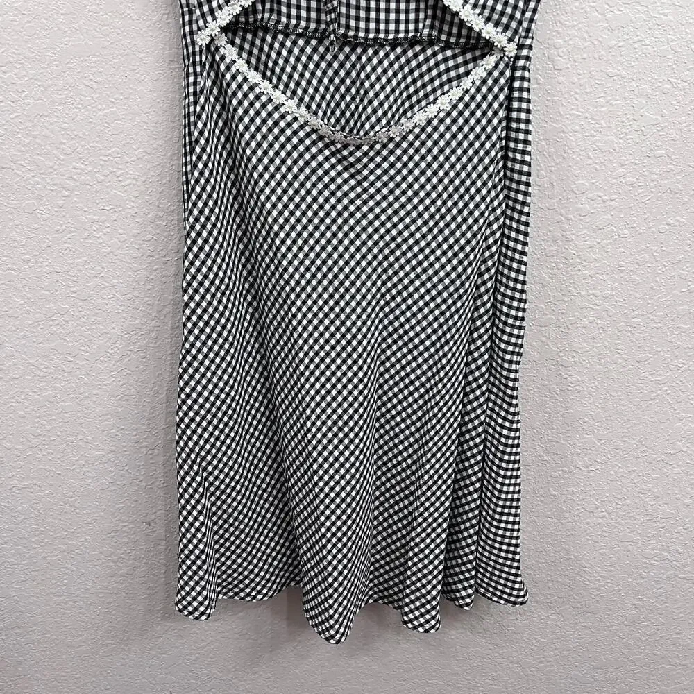 NEW SOLID AND STRIPED BLACK WHITE GINGHAM PRINT CUTOUT KNEE LENGTH DRESS MEDIUM